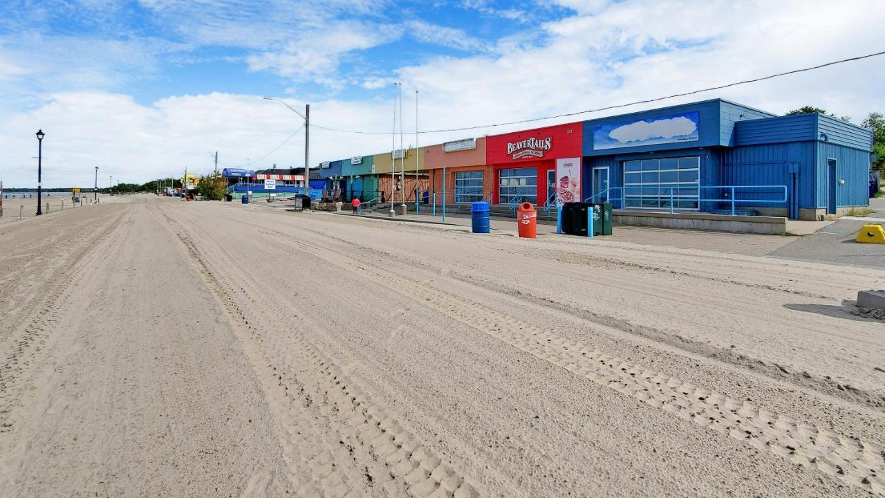 Main Beach River Retreat - Wasaga Beach 1 - Main Strip - 93 Mosley St Экстерьер фото